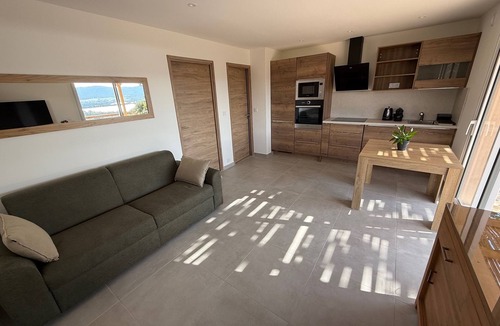 Santa Giulia Villa | Fully equipped Mini Villa with 34 m2 terrace and view of Santa-Giulia beach