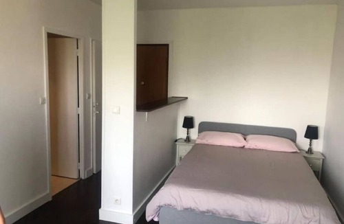 Ferrandiere - Maisons Neuves Apartment | Fully equipped studio Richelieu