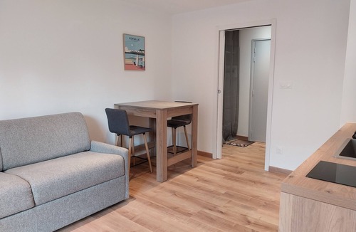 Vaux-sur-Mer Apartment | Fully renovated studio 50m walk from the beach at NAUZAN Vaux Sur Mer