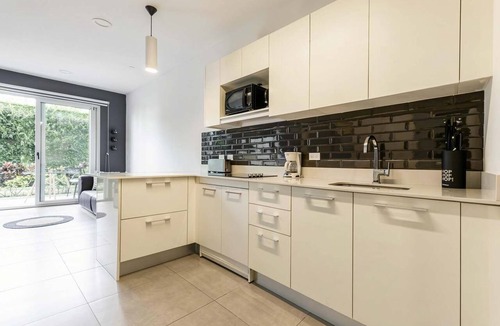 Santa Ana Apartment | Furnished 1 Bedroom Apartment in San José