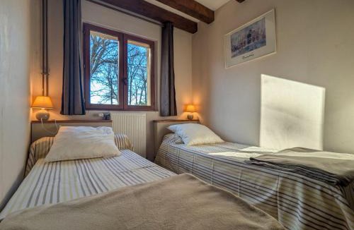 Mouhers House | Gîte avec piscine, sports et nature près de George Sand, Mouhers - FR-1-591-64