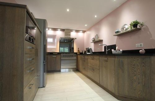 Freycenet-la-Cuche House | Gîte chaleureux 5 chambres près de Freycenet-la-Cuche, idéal pour familles et amis, animaux admis - FR-1-582-23