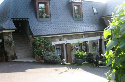Lissac-sur-Couze Apartment | Gîte de France à Lissac sur Couze 3 épis - Gîte de France 4 personnes MAE-6524