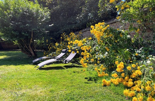 Aigneville House | Gîte de L'atelier at Chateau D'aigneville