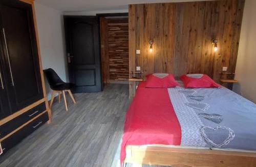 Saulxures-sur-Moselotte Ski Chalet | Gîte du pré forestier