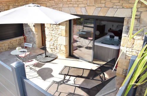 Beynac-et-Cazenac Cottage | Gîte L'Étoile Spa avec Jaccuzi