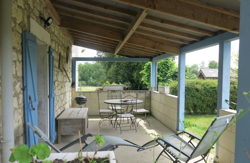 Huismes House | Gîte Le Landhuismes by Interhome