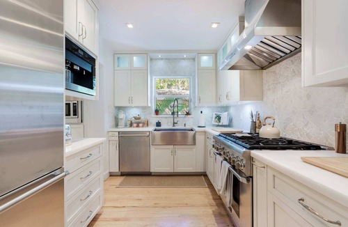 Southwest Coconut Grove House | Garden Grove- Miami Home with Private Pool