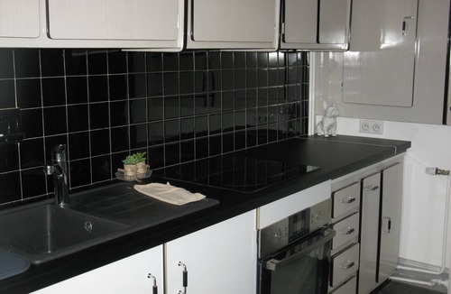 Republique Apartment | GETAWAY - APARTMENT 2 to 4 PERS, 60 m2, FREE WIFI