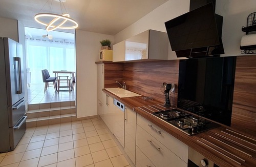 Cotentin Peninsula Cottage | Gite Les Coquillages, directly on the beach