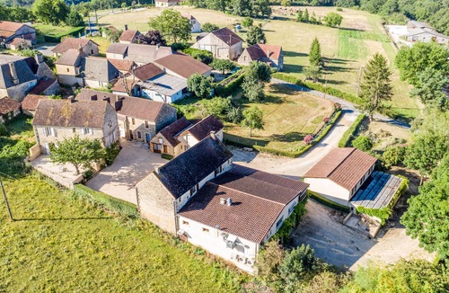 Marquay House | Gite, rooms, chalets on an estate of 2 hectares with heated swimming pool