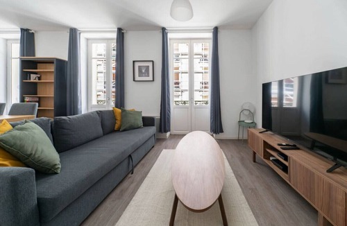 Thermal Apartment | Grand appartement design, 3 chambres, centre ville