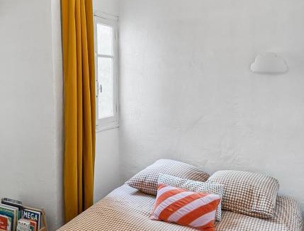 Noves Apartment | Grand appartement spacieux et lumineux à Noves