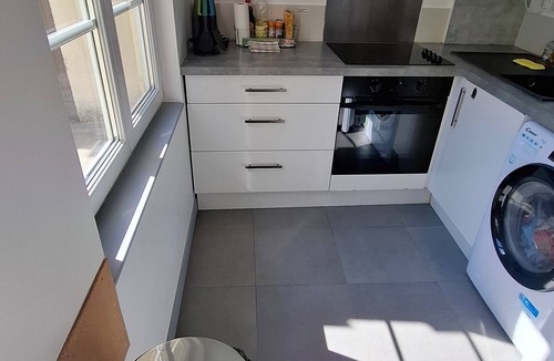 Beaugency Apartment | Ground floor apartment with courtyard. A town house with two apartments.
