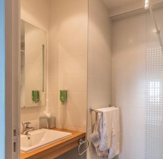 Saint-Jean-de-Luz City Center Hotel | Hôtel La Marisa Grande Plage