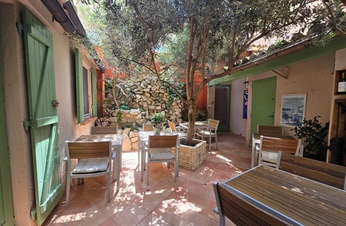 Avignon City Centre Hotel | Hôtel Le Colbert