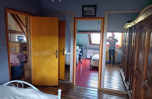 La Neuville-aux-Joutes Other | Half-timbered and brick farmhouse dating from 1819, 250 m from the Ardennes forest.