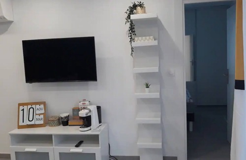 Lunel Apartment | Happy Home for You Lunel: Happiness at the end of the journey.