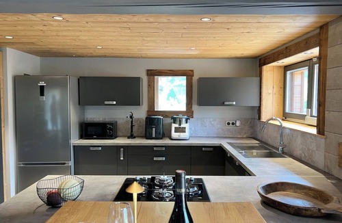 Fresse-sur-Moselle Ski Chalet | High-end BEL'M'Amiral for 15 people, magnificent view and indoor swimming pool