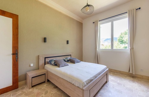 Saint-Julien-du-Verdon House | Holiday home in Saint-Julien-du-Verdon with garden