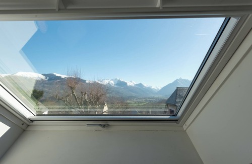 Ouzous House | Holiday Home 'Chalet Avec Terrasse' with Mountain View, Private Terrace
