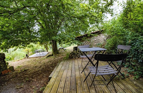 Chalais House | Holiday Home 'Gîte Des Bois Du Charme' with Private Terrace and Private Garden