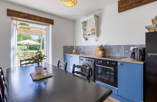 Savigne House | Holiday home on a vineyard
