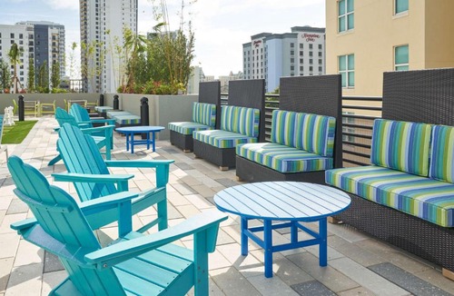 Flagler Village Hotel | Home2 Suites By Hilton Ft. Lauderdale Downtown, Fl