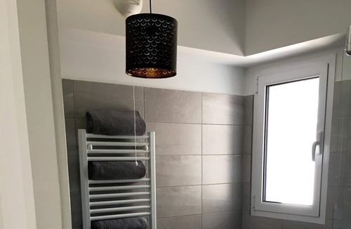 Ville-di-Pietrabugno Apartment | Homerez - Appartement 2 km away from the beach for 4 ppl. with terrace at Bastia