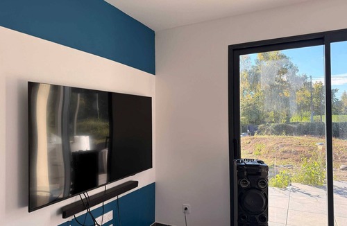 Elbeuf-sur-Andelle House | Homerez - House in Elbeuf-sur-Andelle