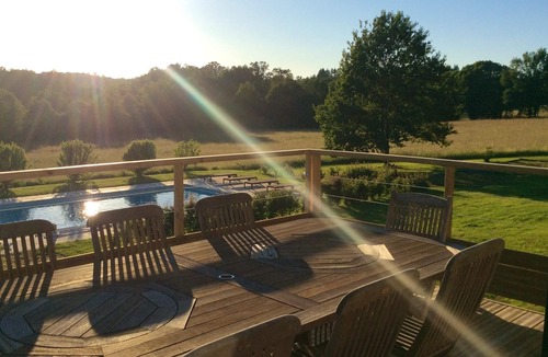 Abjat-sur-Bandiat House | Homerez - House for 6 ppl. with shared pool, jacuzzi, spa, terrace and balcony