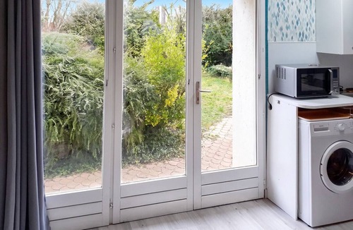Saint-Apollinaire Apartment | Homerez - Studio in Saint-Apollinaire.