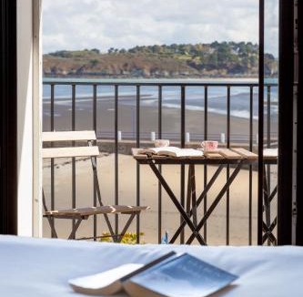 Locquirec Hotel | Hotel du port