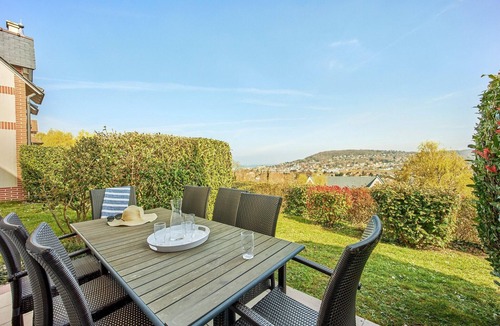Houlgate Apartment | Houlgate Duplex for 8 with Spa