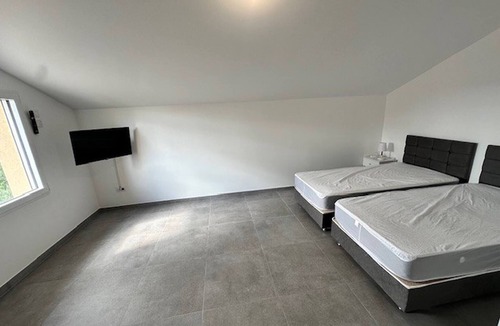 Satolas-et-Bonce Apartment | House 30 With 5 Bedrooms Lechaffardcom