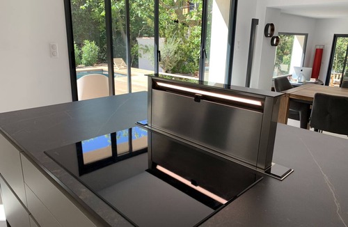 Est House | House IN THE City Center With Garden Parking Swimming Pool IN Peace