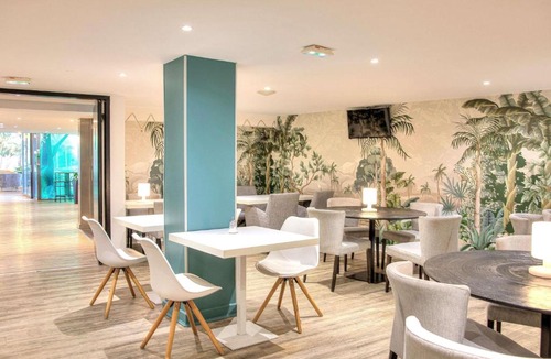Neydens Hotel | ibis Styles Saint Julien en Genevois accès espace aquatique UCPA Vitam INCLUS