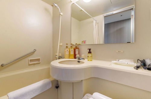 Hashima Hotel | In front of GifuHashima station double can acco/Hashima Gifu