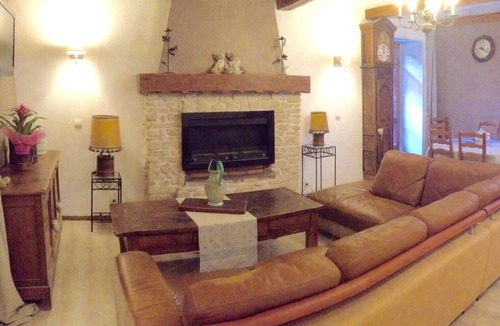 Saint-Martin-Vesubie Apartment | In the village, 70 m2 on the ground floor