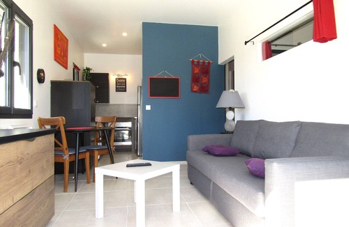 Betaille Apartment | Independent gite with swimming pool in the heart of the Dordogne valley