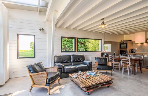 Locquirec House | L'Atelier by Interhome