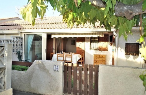 Les Ayguades House | L'Hacienda by Interhome