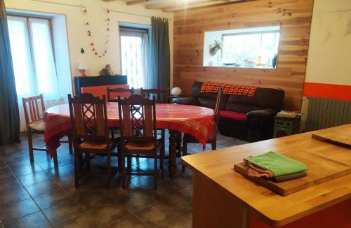 Saint-Nectaire House | l'heureux bazar