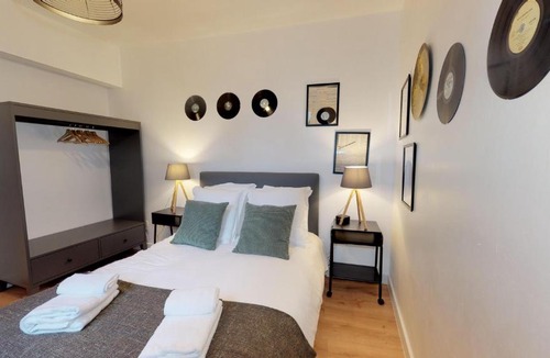 Colmar Apartment | L'OCTAVE Colmar apartment 1 bedroom & living-room