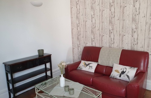 Rives de Meurthe Apartment | L'OLIVIER IN QUIET NEAR PEPINIERE AND OLD TOWN PLACE STAN NEAR SHOPS