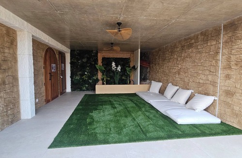 Besse-sur-Issole Bed & Breakfast | La Bess'itude bed and breakfast Riad 1001 nuits