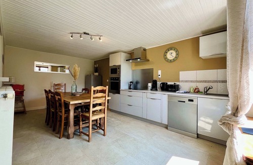 Sainte-Marie-du-Mont House | La Maison d Utah , Beach and Memory