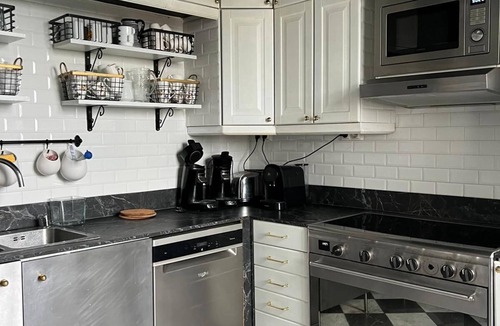Norrey-en-Auge House | La Manoir de La Baronnie 430m² 30 pers (2x15) Reductions 20% January and February