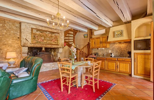 Thenac House | La Mijotière - maison avec piscine et grand jardin