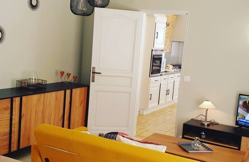 Saint-Andre-dAllas House | La Petite Salamandre, Gîte Climatisé, 3 Pour 1 à 5 Personnes Proche de Sarlat